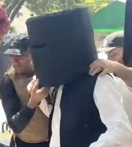 WarUpdatespp's tweet photo. The killer of your innocent children and destroyer of peace is PTI and this cowardly man Imran Khan. The day you recognize your real enemy, there will be peace and happiness in your province
#آپریشن_کا_سہولتکار_گنڈاپور
#ชายแดนไทยกัมพูชา 
#ไทยกับกัมพูชา 
#bbtvi 
#OperationSindoor https://t.co/vA20OSttk5