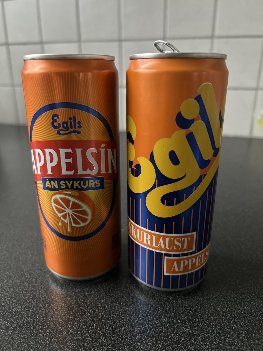 Það er ekki sama bragð af Sykurlausa Appelsíninu í nýju umbúðunu..miklu verra. Make Appelsín Great Again
#MAGA