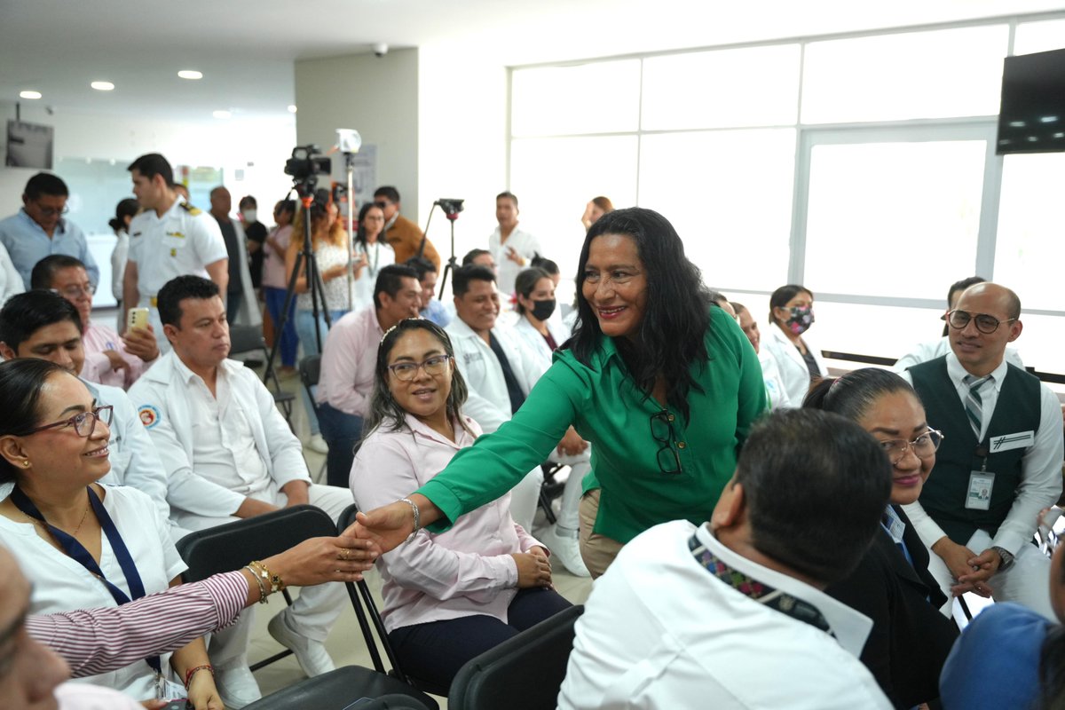 Este martes acompañé a nuestra gobernadora Evelyn Salgado Pineda durante la inauguración del equipo SPECT-CT (de tomografía computarizada) en las instalaciones del Instituto Estatal de Cancerología (IECAN), en Acapulco. Sin duda, este equipo representa un gran paso en el cuidado