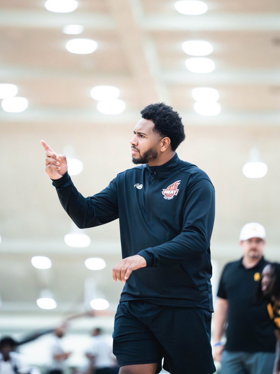 Coach CJ Wilson tweet media