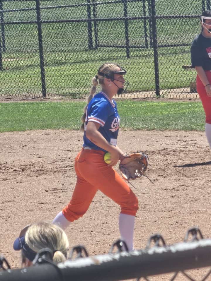 hayhardy09's tweet image. Had a great camp today at Franklin College. I wanted to thank Coach Harvey for putting on an amazing camp and for engaging with us. Can’t wait to come back for another camp! Go grizzlies!!
@FCGrizSoftball
