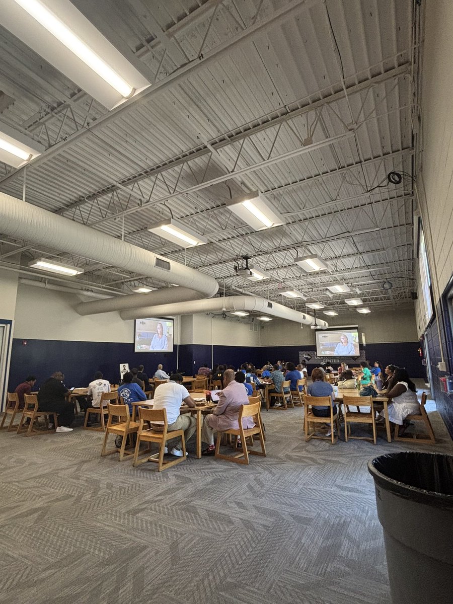 The Amyloidosis Army would like to give huge kudos to Sean Akridge Caring Communities Director of KC Linc for hosting our V122I awareness presentation in KC today.  Great staff turn out who all serve KC families so well!! Thank you to our pharma friends too! 2 down 1 to go for