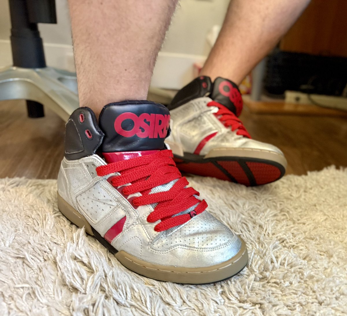 Skate Shoe Guy tweet media