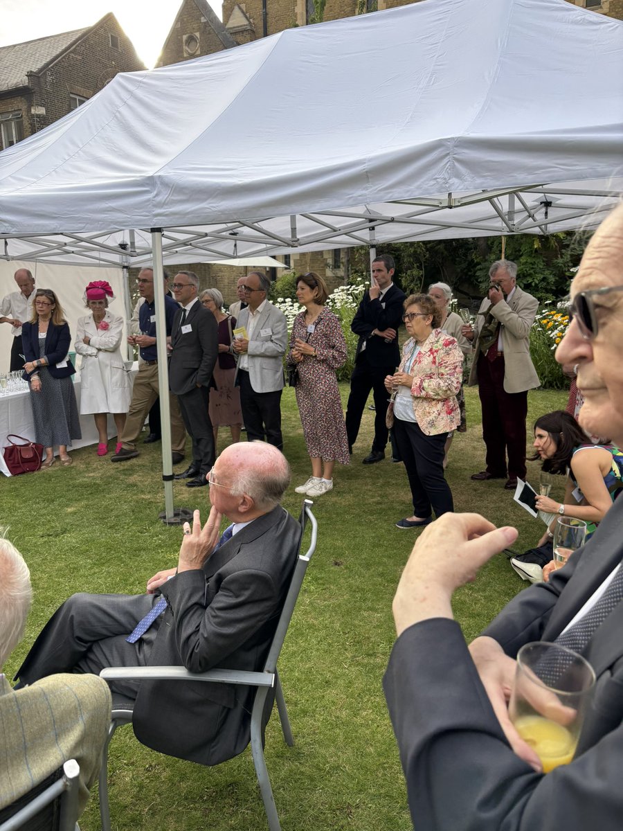 StMarysCadogan's tweet photo. Summer events at St Mary’s Clear out for Caritas, visit of O.L of Fatima, the Catholic Union came to see us,and another happy couple are toasted as they begin their lives together as man and wife. Social action, prayer, celebrating the sacraments and hospitality. https://t.co/Z962CQ7VCW