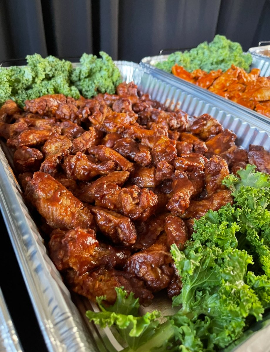 It’s #NationalChickenWingsDay and we didn’t come to play! 🍗🔥
Which flavor are you grabbing first:
🔥 Hot Wings
🍋 Lemon Pepper
🍯 Honey Barbecue
🍗 Roasted Rosemary
.
Drop your favorite in the comments 👇🏾 and tag your wing-loving crew — it’s time to WING IT!