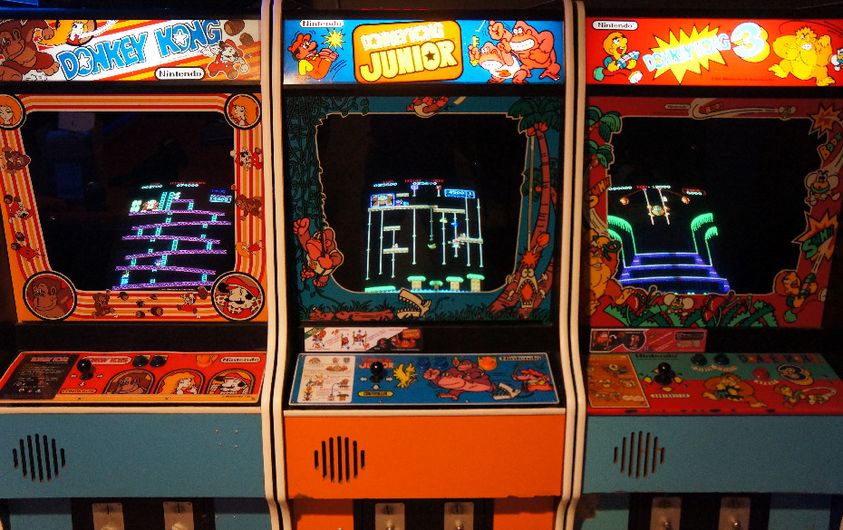 Vintage_Arcade's tweet photo. Legends Of The Golden Age Of Arcade Games!! #arcadegames #gamerooms #RetroGaming #retrogamer #vintage #retro #gifts #giftideas #gamers #retrogames #giftsforher #giftsforhim #entertainment #pinball #fun #retroarcadegames 818-246-2255 https://t.co/BL30VfYUgg