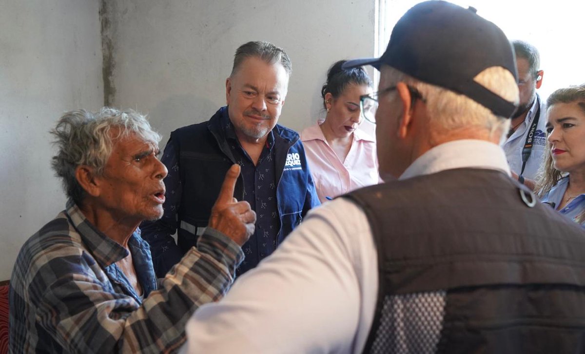 Mario Vázquez Robles (@mariovzqzr) on Twitter photo ¡Comprometidos con cada comunidad, cara a cara! 💙
Este día acompañé a mi amigo, el alcalde Beto Pérez, en un recorrido por las colonias Reforma y Tierra Nueva, en Cuauhtémoc. Atender directamente a las familias, sus retos y necesidades es el primer paso para construir ¡Comprometidos con cada comunidad, cara a cara! 💙
Este día acompañé a mi amigo, el alcalde Beto Pérez, en un recorrido por las colonias Reforma y Tierra Nueva, en Cuauhtémoc. Atender directamente a las familias, sus retos y necesidades es el primer paso para construir