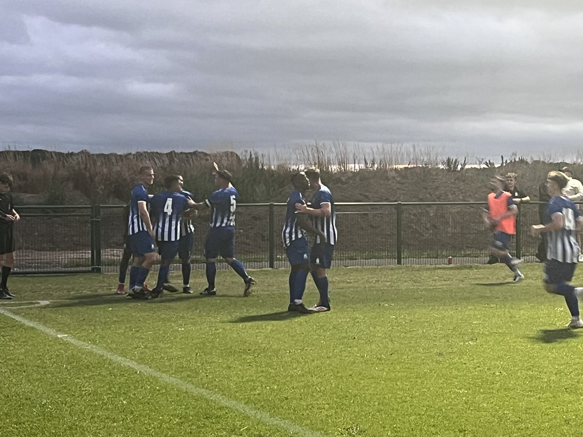 REACTION:

Another battle of a game as we prevail 3-2 against local rivals <a href="/MDTFC/">Market Drayton Town FC</a>. Great to see a product of the youth system coming out of the shadows and hitting the bullseye as <a href="/ollie_dunn28776/">Ollie Dunn</a> secures the win, adding to <a href="/AblaySowe/">Ablay sowe</a> and <a href="/DirByeric/">Eric</a>’s strikes! 
FT 🔵⚪️3-2 🔴🔴