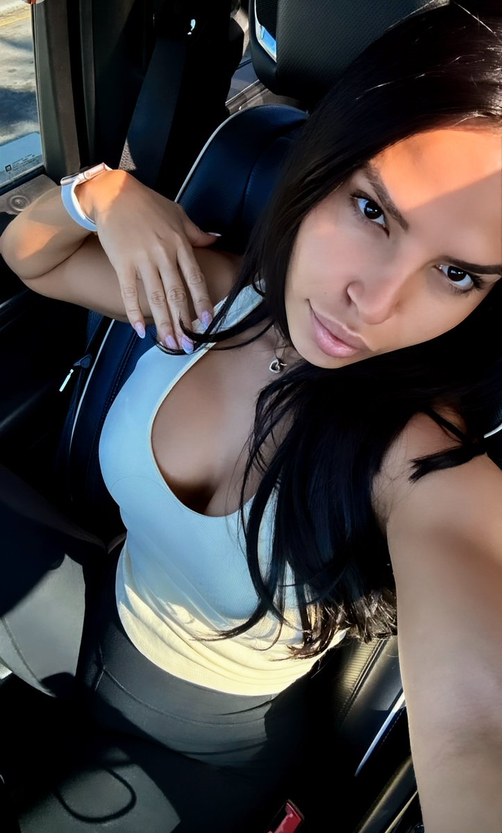 How beautiful your hair looks <a href="/itsmisslunabay/">Luna Bay</a> 😘🌹