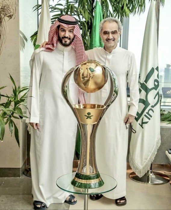 ابو نواف الهلالي💙 ثاني العالم🥈💙 (@vgnawaf) on Twitter photo #الهلال <a href="/Alhilal_EN/">AlHilal Saudi Club</a>
#شكرا_بن_نافل <a href="/Fahad_Alotaibi_/">فهد بن سعد بن نافل</a>
حضر للهلال مشجعا وقاده ذهبيا عالميا والآن يعود مشجعا ذو بصمات عالمية كبرى وأرقام إعجازية دونها التاريخ وتحدث عنها العالم
شكرا على كل ما قدمته 🌹الهلالي إن غادر كرسي الرئاسة سيكون أول الداعمين لمن سيخلفه ليحطم أرقام جديدة 💙💙 #الهلال <a href="/Alhilal_EN/">AlHilal Saudi Club</a>
#شكرا_بن_نافل <a href="/Fahad_Alotaibi_/">فهد بن سعد بن نافل</a>
حضر للهلال مشجعا وقاده ذهبيا عالميا والآن يعود مشجعا ذو بصمات عالمية كبرى وأرقام إعجازية دونها التاريخ وتحدث عنها العالم
شكرا على كل ما قدمته 🌹الهلالي إن غادر كرسي الرئاسة سيكون أول الداعمين لمن سيخلفه ليحطم أرقام جديدة 💙💙