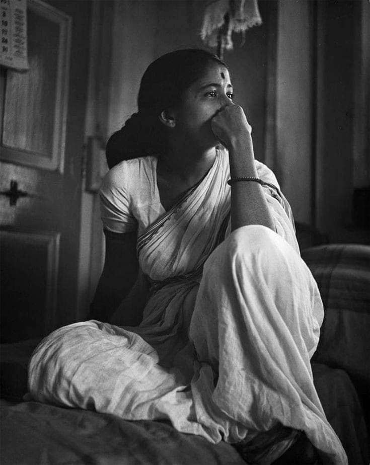 <a href="/AarTee33/">आरती सिंह</a> <a href="/ParmarA03/">Arti Singh</a> <a href="/pareeknc7/">Narpati C Pareek 🇮🇳</a> <a href="/madhuleka/">मधूलिका सिंह</a> <a href="/Lekhni_/">लेखनी</a> <a href="/alokrsrivastav/">Alok Ranjan Srivastav</a> <a href="/ArchanaVed/">Archana Sharma</a> <a href="/arorafbd/">arora 🇮🇳</a> <a href="/ashishb15531661/">ashish bhatt</a> <a href="/vds31175/">Baaten साहित्य की</a> <a href="/jaincp61/">chandra prakash jain</a> <a href="/VineshGaba/">Vinesh Gaba</a> <a href="/kr0271amit/">अमित🇮🇳</a> <a href="/mkanoujia78/">Manoj Kanaujia (Rajak)</a> <a href="/SatishTangri/">satish kumar tangri</a> <a href="/ShwetaJha24/">Shweta Jha</a> <a href="/yourVirat/">वि_रा_ट★कु_मा_र</a> <a href="/margret_017/">Margret.</a> <a href="/SrRuhil/">Surender Ruhil</a> <a href="/dhirendra0612/">Dhirendra Mishra</a> <a href="/tripathiarun123/">Arun Tripathi</a> <a href="/Sksio3/">सन्तोष 'एहसास'</a> <a href="/MengiKuldip/">Kuldip Mengi</a> <a href="/1000dineshshar1/">Dinesh Sharma</a> <a href="/ShivajiBhardw10/">Shivaji Bhardwaj</a> <a href="/DrPujaJha/">डॉ.पूजा✨</a> <a href="/vipranagarkar/">विजय नगरकर Vijay Nagarkar</a> <a href="/AlkaSoniB/">अलका 'सोनी' ( Poet & Author )</a> नहीं दुख ये #भार होता, न ये इंतज़ार होता,
कभी ज़िन्दगी मुझे भी तेरा एतबार होता।

कोई मुझसे आ के पूछे तेरे प्यार की कसक को,
कोई तीर ऐसा होता, मेरे दिल के पार होता!

~ गुलाब खंडेलवाल 
#भार  #लेखनी ✍️