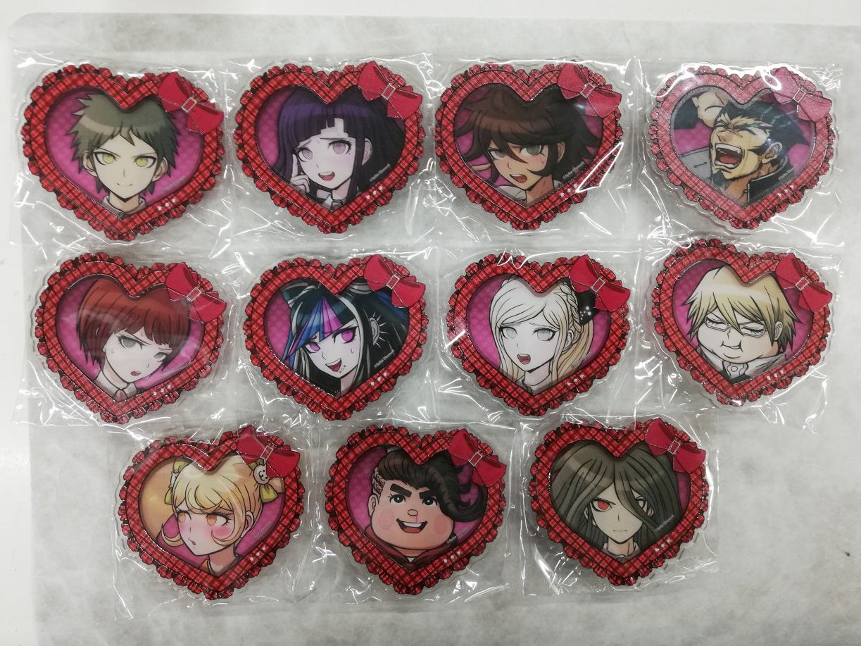 ダンガンロンパ ハート型アクリルバッジ 狛枝凪斗 花村輝々 ダンガンロンパ ハート型アクリルバッジ 狛枝凪斗 花村輝々