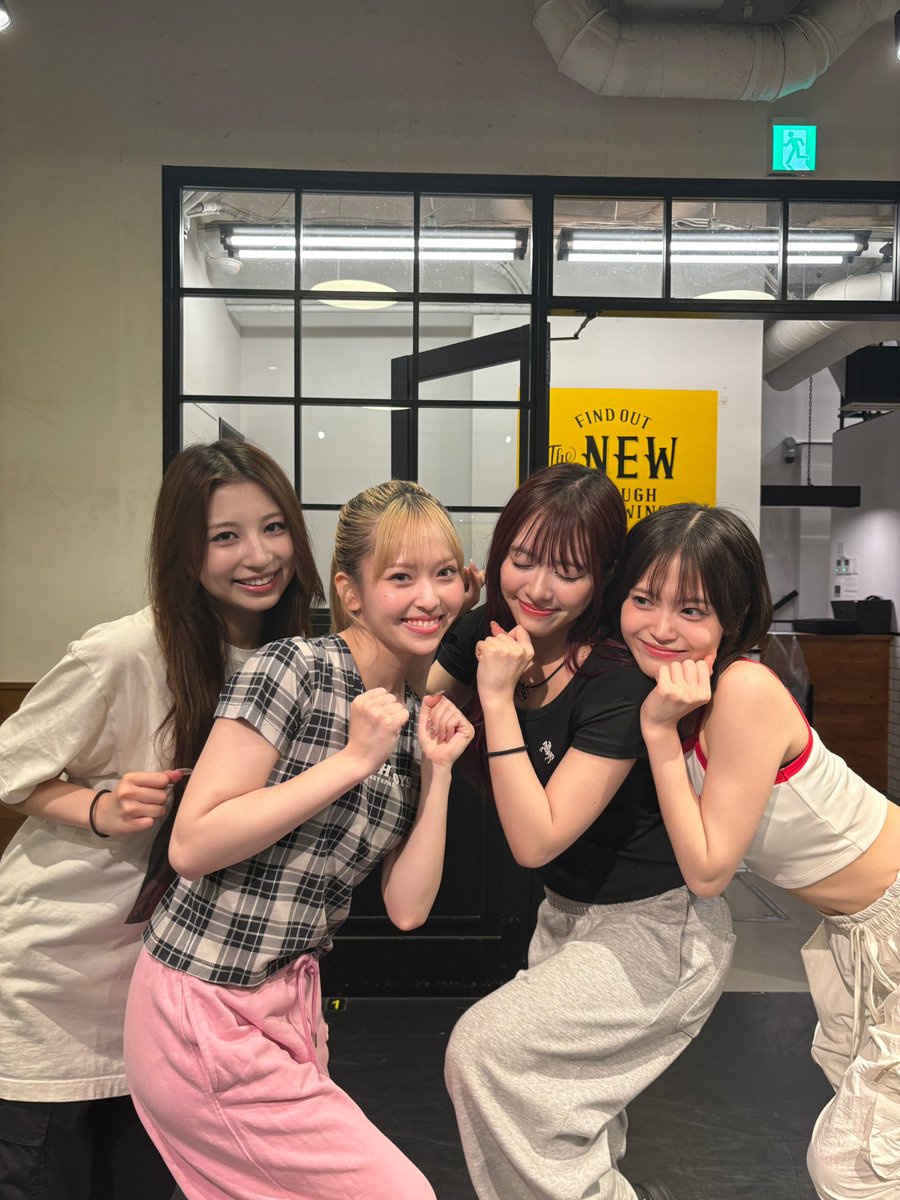 ／
@​onefive主催イベント
#𝘿𝘼𝙎𝙃𝘽𝘼𝙎𝙃 初日公演まであと3日⚡️
＼

いいステージをお届けできるよう、
チーム一丸となって準備進めてます💪🏻❤️‍🔥

𝙬/“AMEFURASSHI”
8/2 @ Zepp Shinjuku 
𝘄/“最終未来少女”
8/9 @ Umeda Club Quattro

チケットはこちら！
🎫 l-tike.com/concert/mevent…

#onefive