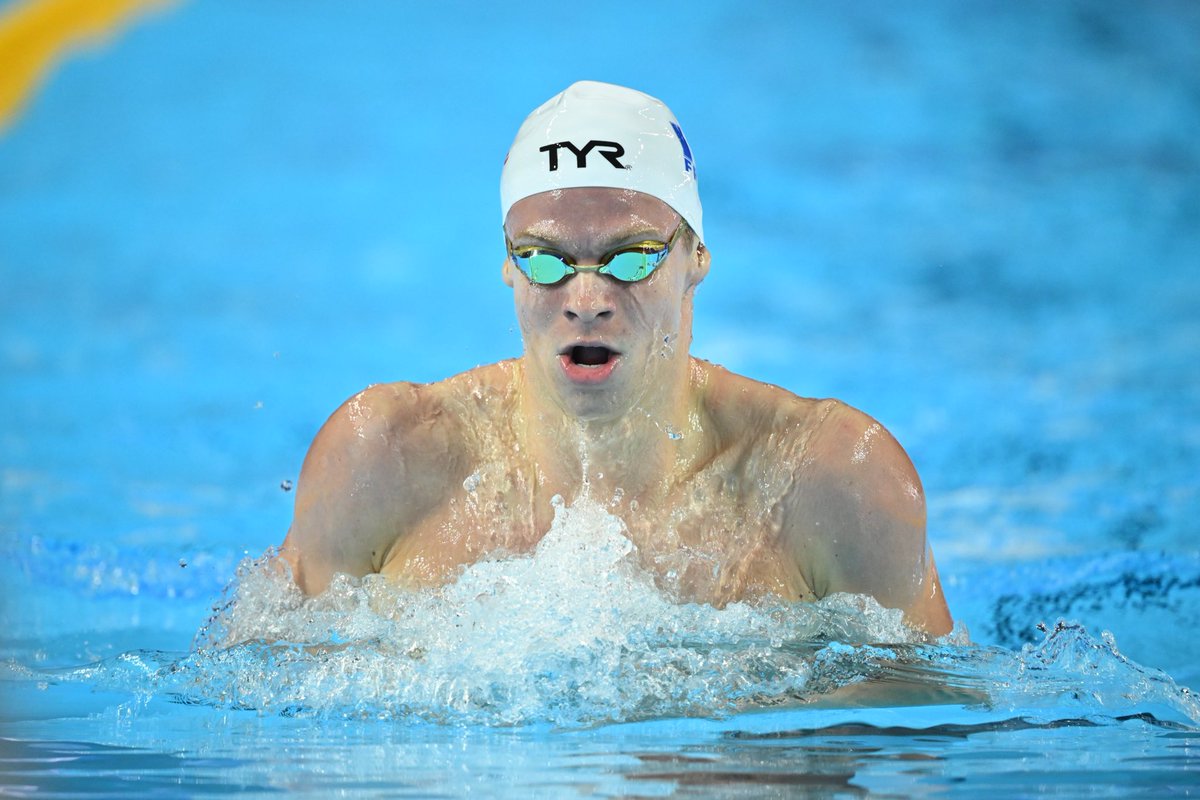 #EnDirect #Singapour2025 #Natation 
Léon MARCHAND signe le meilleur temps des séries du 200m 4 nages en 1:57.63 💥 
Go to semi-finals 👏🏼
📸 KMSP / L. HAHN
#TeamFrance #TeamFFN