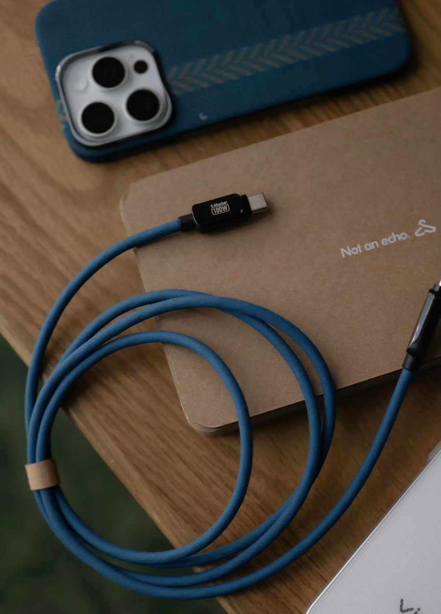 newcloth_tech's tweet image. 《Blue Shar-Pei》

• Alcantara texture
• Dual E-Marker Chips
• Up to 100W Fast Charging
• Weight: 40-41G
• Length: 1.28M
• Type-C to Type-C
• Suits for MacBook Pro

It touchs like a Shar-Pei dog

#ChargingCable #newcloth