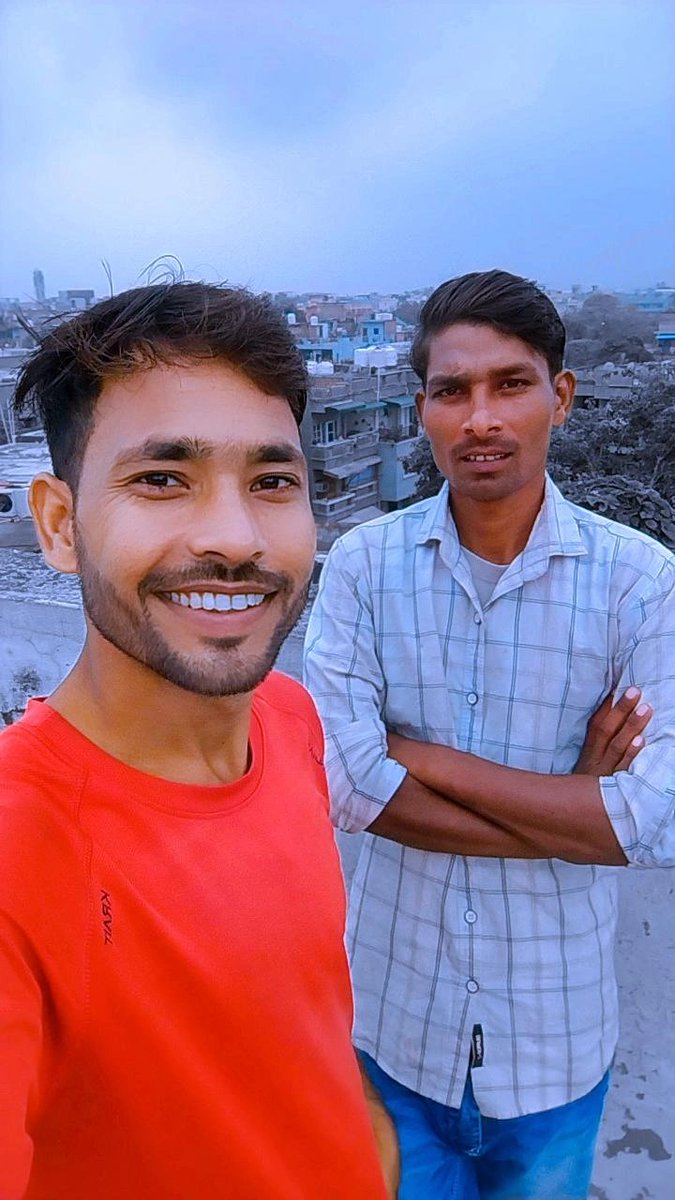 परेशान चाह कितना भी हो लेकिन चेहरे पर SMILE हमेशा रहनी चाहिए #पंजाबीबाग #मादीपुर #दिल्ली