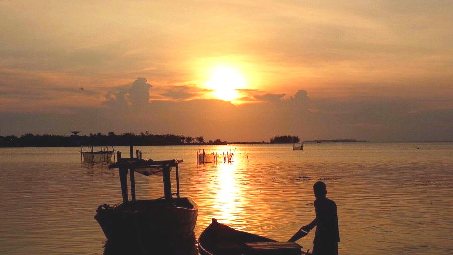 Snorkeling di Pulau Pari menawarkan beberapa spot snorkeling bawah laut yang indah, seperti APL (Area Perlindungan Laut), Pulau Tikus, Pulau Bintang Rama, dan Pulau Burung

Reservasi PT. Bumi Wisata Indonesia

Hp / WA : 08159977449

bumiwisata-indonesia.com/paketdetails-2…

#snorkeling #pulaupari