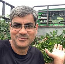 Do you know this Pakistani hero — Teacher Usman from Azad Kashmir? He is breathing life into dead aquifers and reviving lifeless springs and wells through rainwater harvesting. He’s doing it all as a one-man movement, supported by thousands of ordinary Pakistanis. For details and