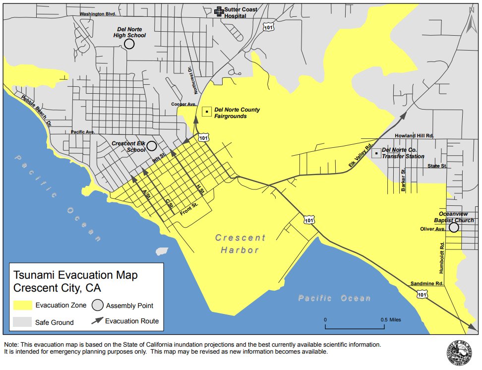 For those in Crescent City (or know someone there), these are the areas at risk for inundation from the likely #tsunami (especially close to the water). The heights could reach 4 to 6 feet above ground level near the coast. Get above 9th Street if downtown. #CAwx