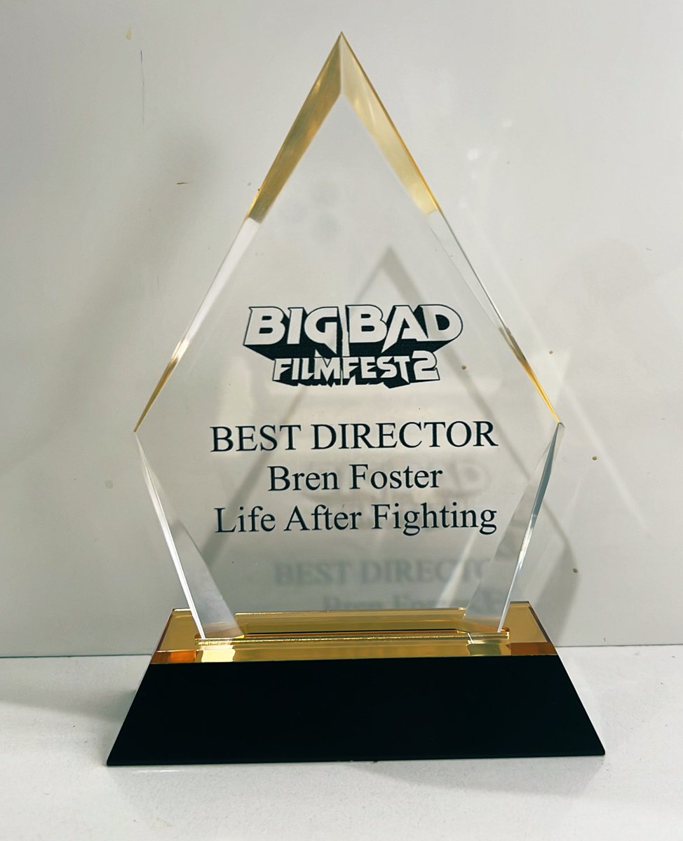Honoured to have received my award for 2024 @bigbad_filmfest 
 BEST DIRECTOR for LIFE AFTER FIGHTING!! 
If you’re in Los Angeles get down and support the 2025 #bigbadfilmfest , they have an epic line up of awesome action films to show!!! #bestdirector #action #actionmovie #drama