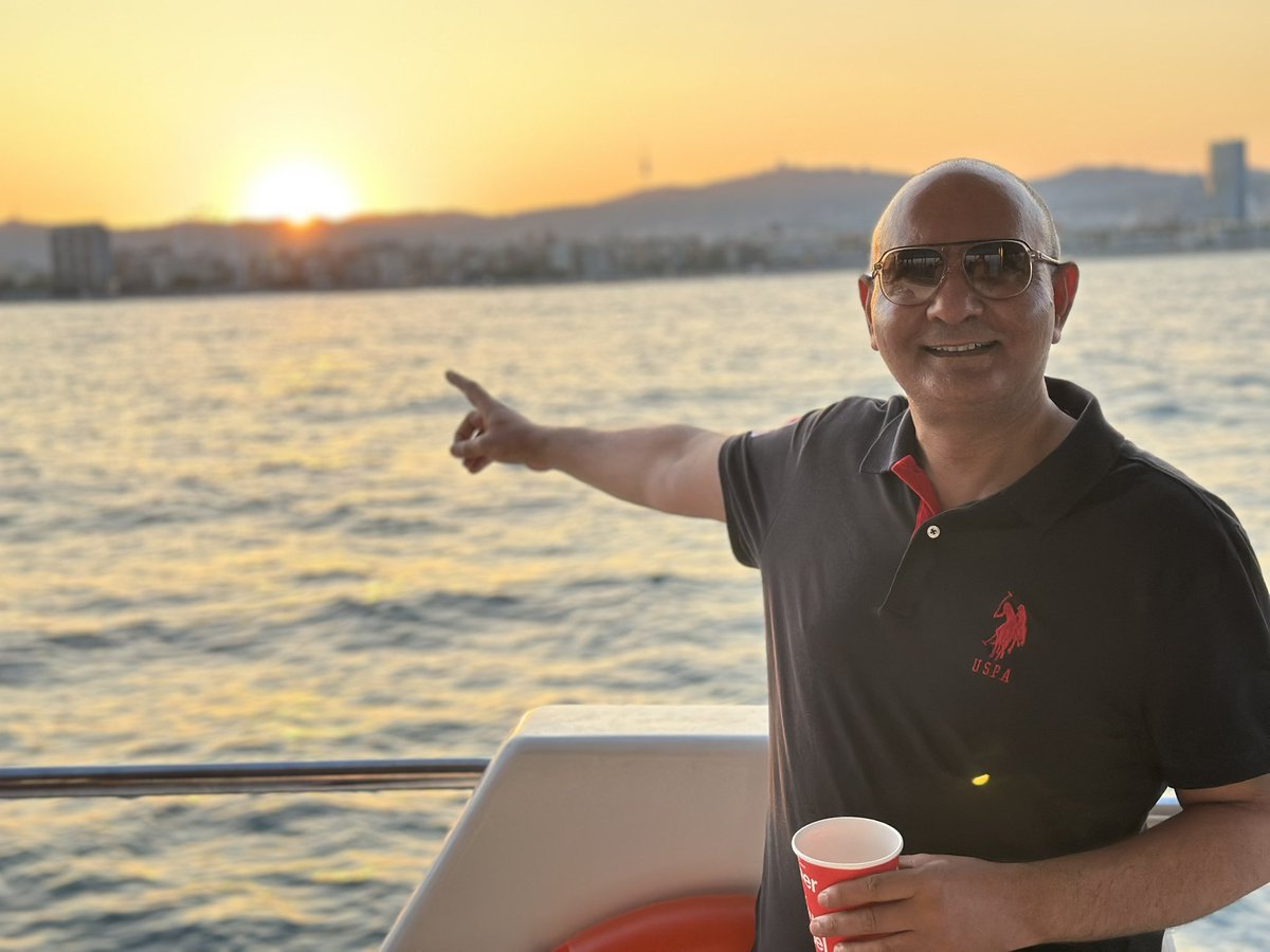 بارسلونا کا سمندر ! میٹھا جی اور sunset ! ❤️❤️💋💋