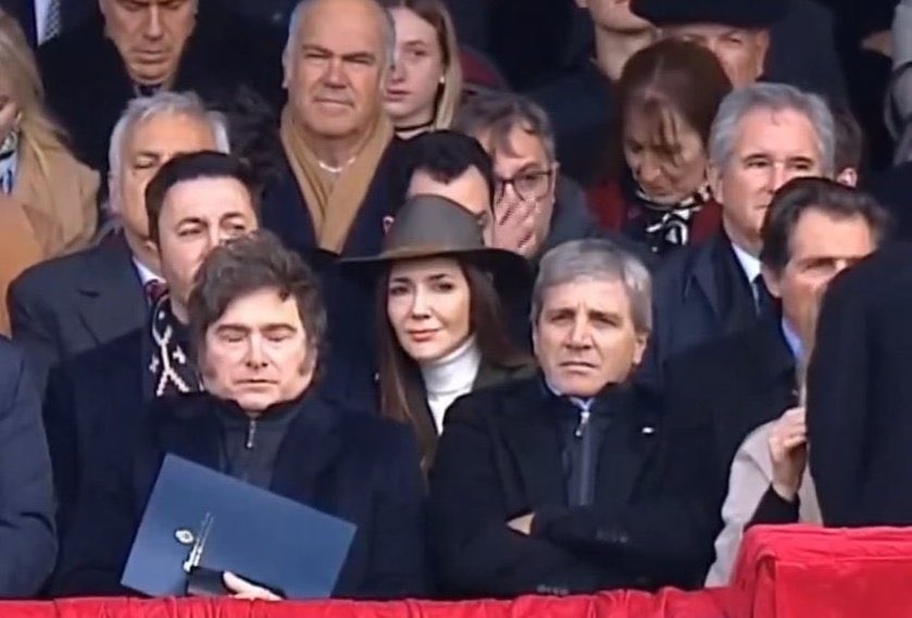 “PAUTINA PÉREZ” 

Porque se reveló que Cristina Pérez y Esteban Trebucq reciben millones de pesos en pauta por el gobierno de Javier Milei.
