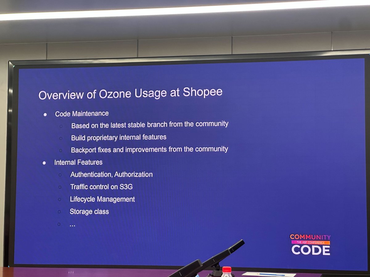 ApacheOzone's tweet image. Shoutout to Hui Fei for sharing how Apache Ozone is used at scale in Shopee at Community Over Code Asia! 🙌

We’re proud to see Ozone making a real impact in production — thanks for being a voice for the community! #ApacheOzone #CommunityOverCodeAsia