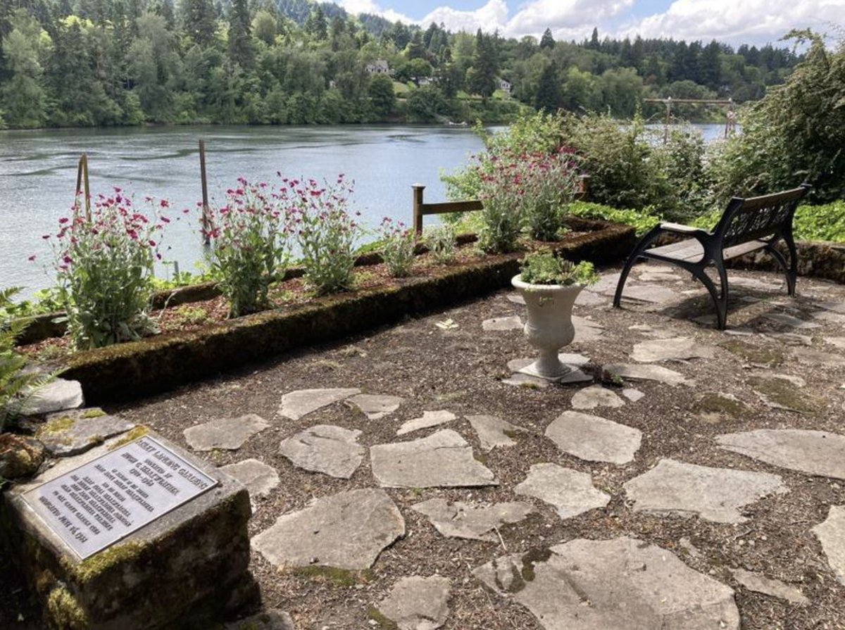 The Oak Grove Garden Club summer wine tasting fundraiser is coming up. oregoncitynewsonline.com/2025/07/29/joi…