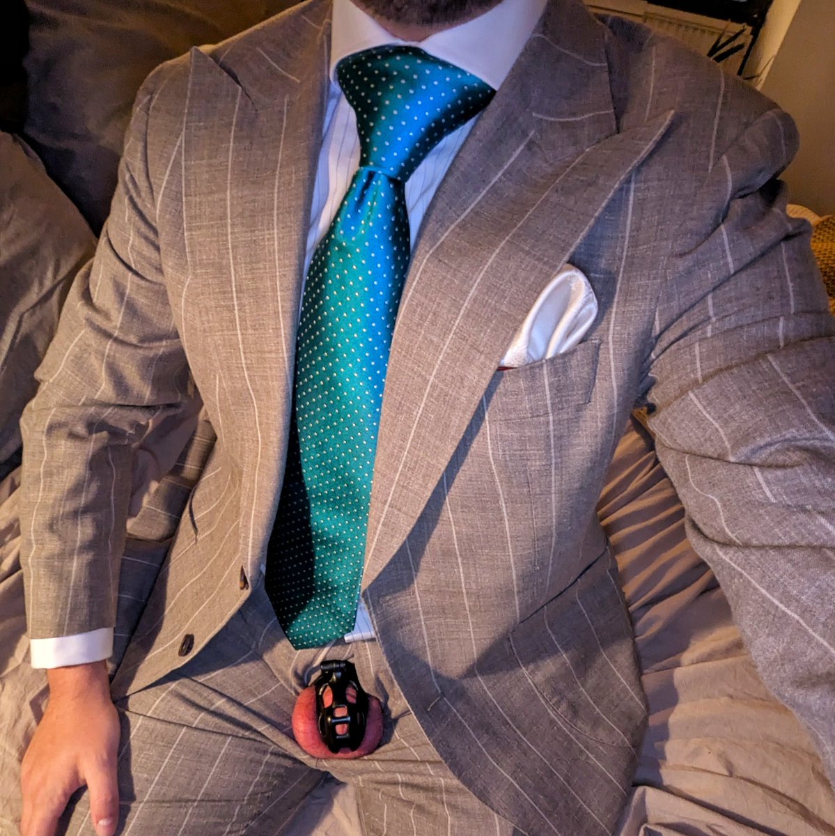 Executive Suit Slave tweet media