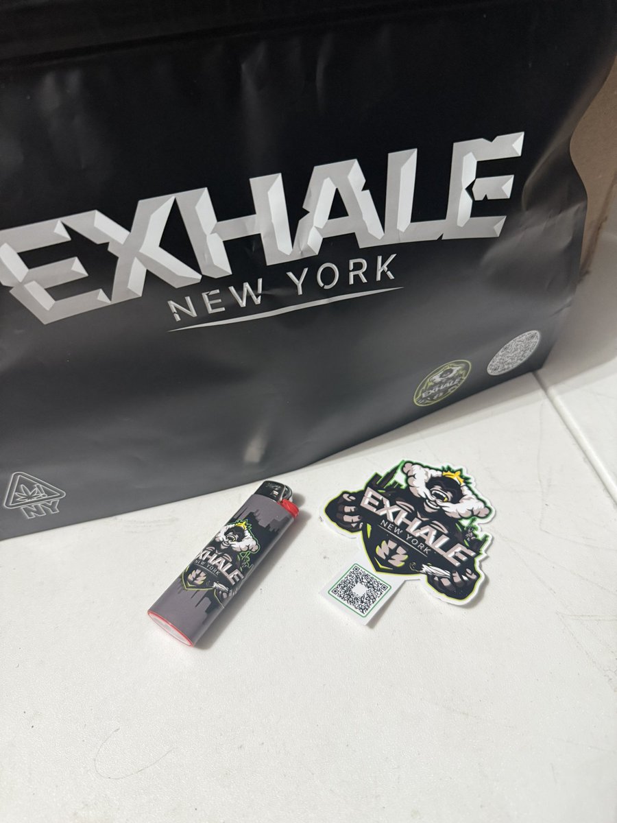shoutout to <a href="/Exhale_NY/">Exhale</a> came through in a timely fashion 😂💪🏾 tap tf in