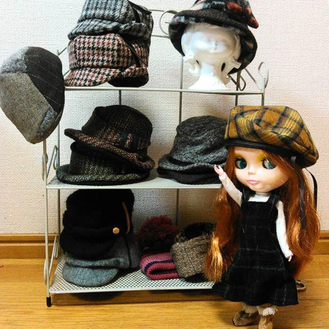 「今やらなければ、一生やらない」
これは、私が30年前に心に決めた言葉。趣味を形にしたくて、でも勇気が出なかった時、数万円の自己投資から始めた帽子作り教室が、まさか自分の生きがいになるとは思いませんでした。あなたも「やりたい」と思った今こそ、小さな挑戦のタイミングかもしれません。