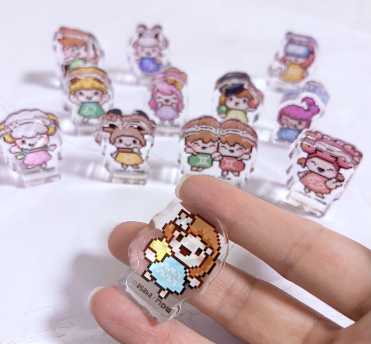 星座キャラドット絵グッズ！
asahaさんからサンプル受け取りました！ちっさなアクリルブロック可愛い〜😍

台風の影響が気掛かりですが、
8/3横浜、PixelArtPark売り子します。
#PixelArtPark #ユメリちゃん