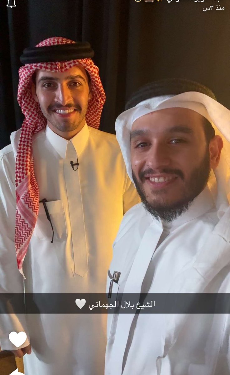 عزيز من قلة الاكل نحف وصار خشمه اكبر شي في وجههه ماشاءالله 😭😭😭😭😭
