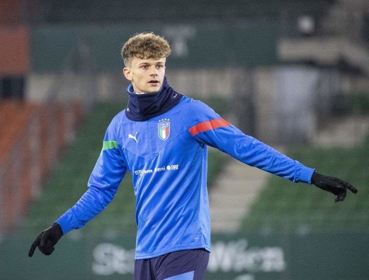 The future of Italys defence is safe 🇮🇹🤩

Some U23 Centre-backs playing top flight football 👇 

Riccardo Calafiori (23)
Giorgio Scalvini (21)
Pietro Comuzzo (20)
Giovanni Leoni (18)
Diego Coppola (21)
Luca Marianucci (21)
Daniele Ghilardi (22)