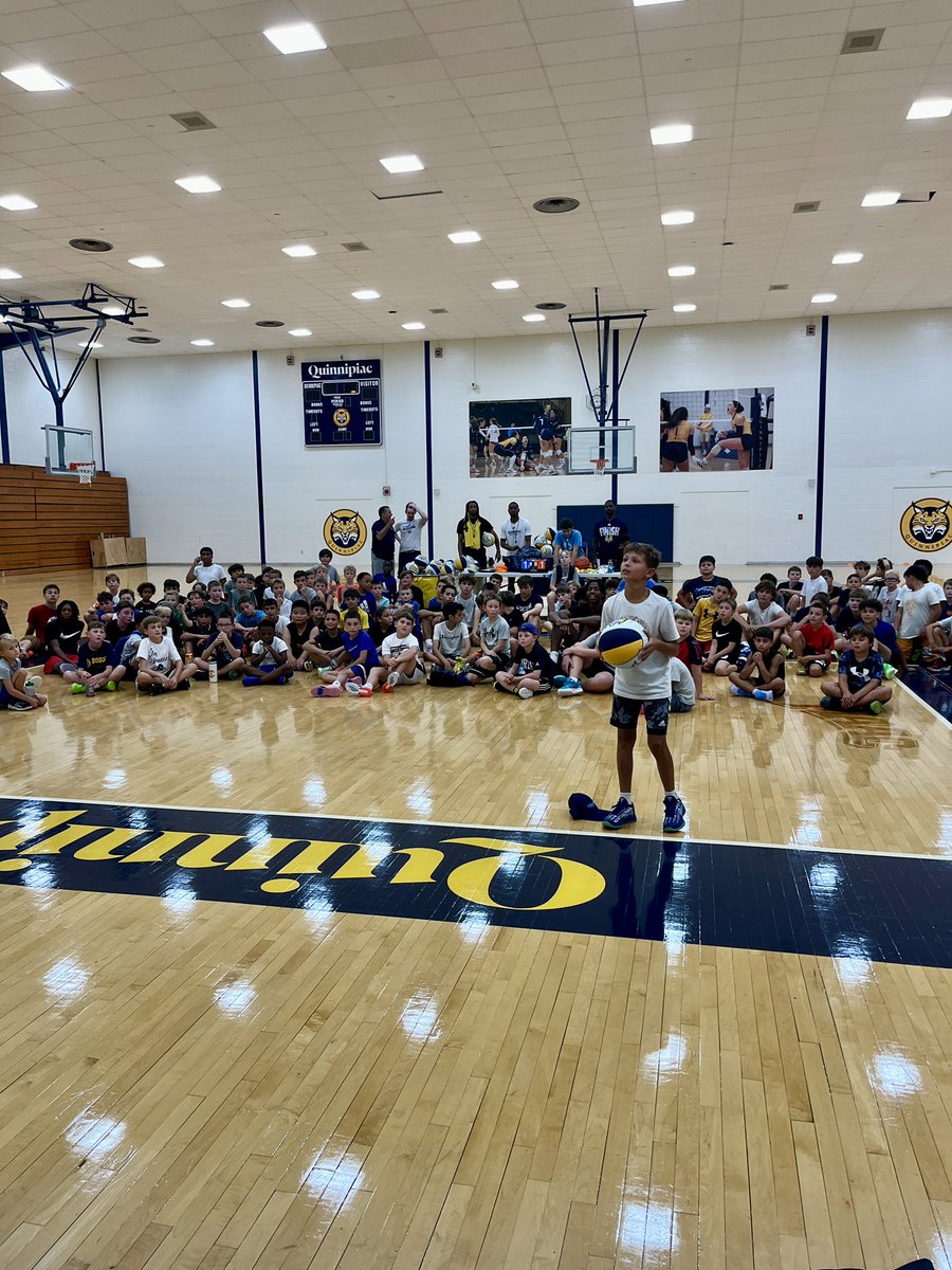 Quinnipiac Men's Basketball tweet media