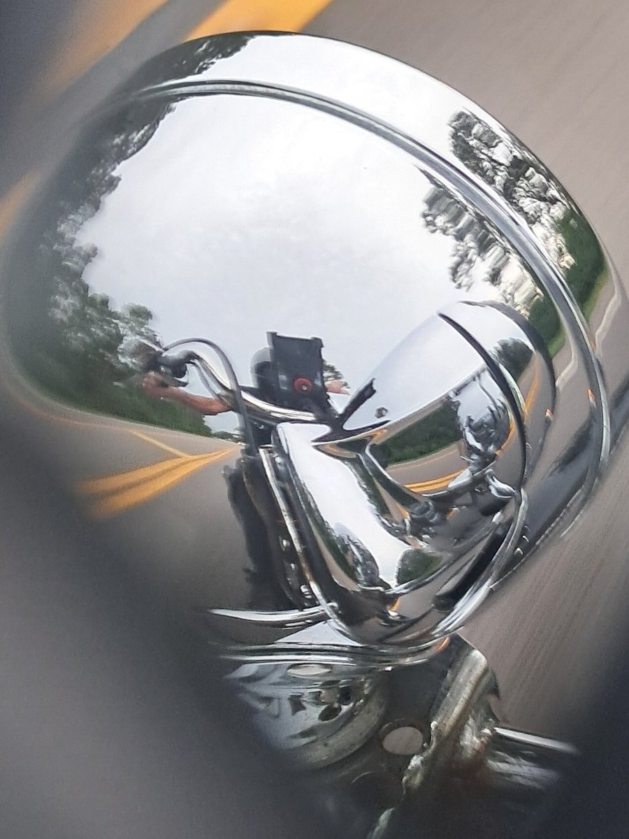 Reverse left spotlight selfie at 65mph.