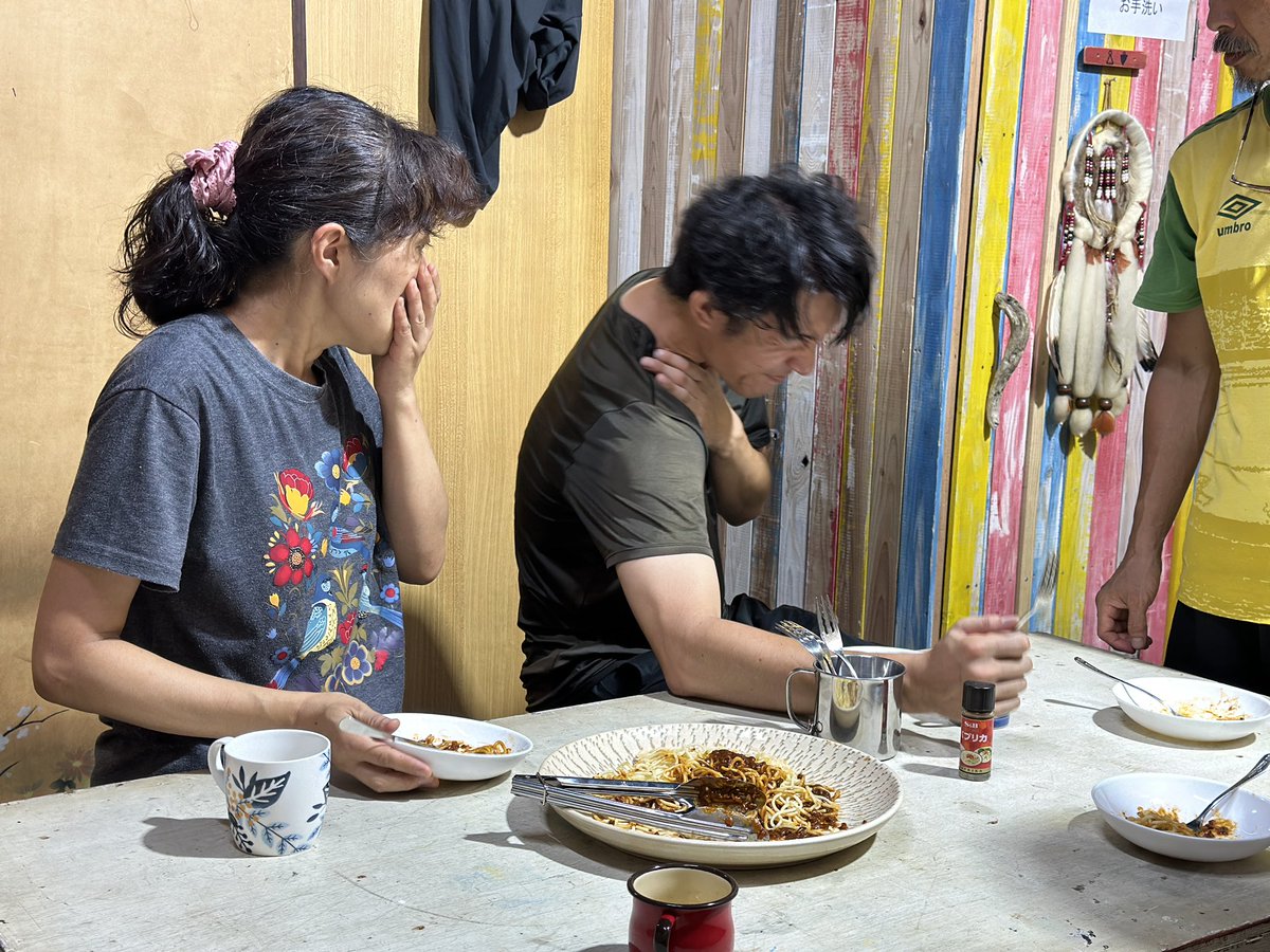 毎週火曜に通っている映像演技の研究所 “#ジョーモニズム ・映画制作・イン＝コモン” <a href="/S_A_Commons/">ジョーモニズム・映画制作・イン＝コモン</a> 。
昨日は今月のまとめとして、食べ物を使った撮影実践をしました! ミートソース、茄子、南瓜が出てくるグルメでカオスな脚本! 仕上がりはいかに… #地方創生食文化大使