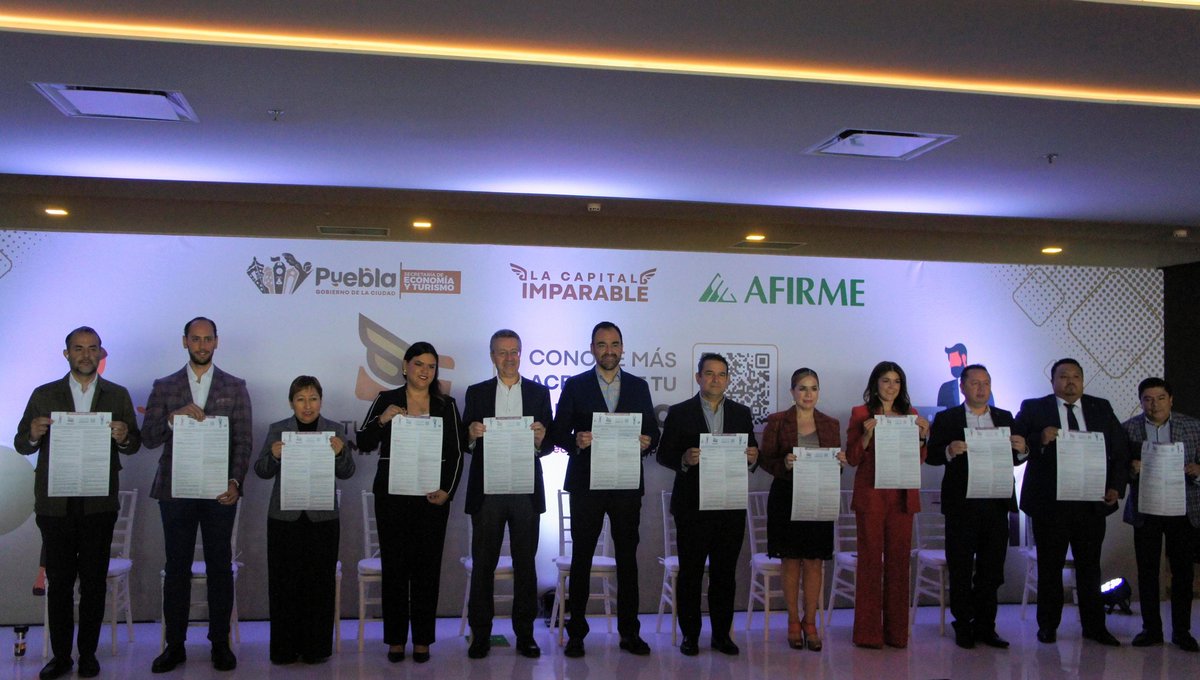 Gustavo D. Vargas Constantini “Tavo” (@tavoconstantini) on Twitter photo En representación de <a href="/PueblaCMIC/">CMIC Puebla</a>
presencié el lanzamiento de #TuCreditoImparable fruto de la alianza entre el <a href="/PueblaAyto/">Ayuntamiento de Puebla</a> y el alcalde <a href="/pepechedrauimx/">Pepe Chedraui 🇲🇽</a> con el <a href="/AfirmeBanco/">Afirme</a> que beneficiará a las #MIPYMES de #Puebla con ventajas en su primera emisión de 70 mil a 250 mil pesos
Este En representación de <a href="/PueblaCMIC/">CMIC Puebla</a>
presencié el lanzamiento de #TuCreditoImparable fruto de la alianza entre el <a href="/PueblaAyto/">Ayuntamiento de Puebla</a> y el alcalde <a href="/pepechedrauimx/">Pepe Chedraui 🇲🇽</a> con el <a href="/AfirmeBanco/">Afirme</a> que beneficiará a las #MIPYMES de #Puebla con ventajas en su primera emisión de 70 mil a 250 mil pesos
Este