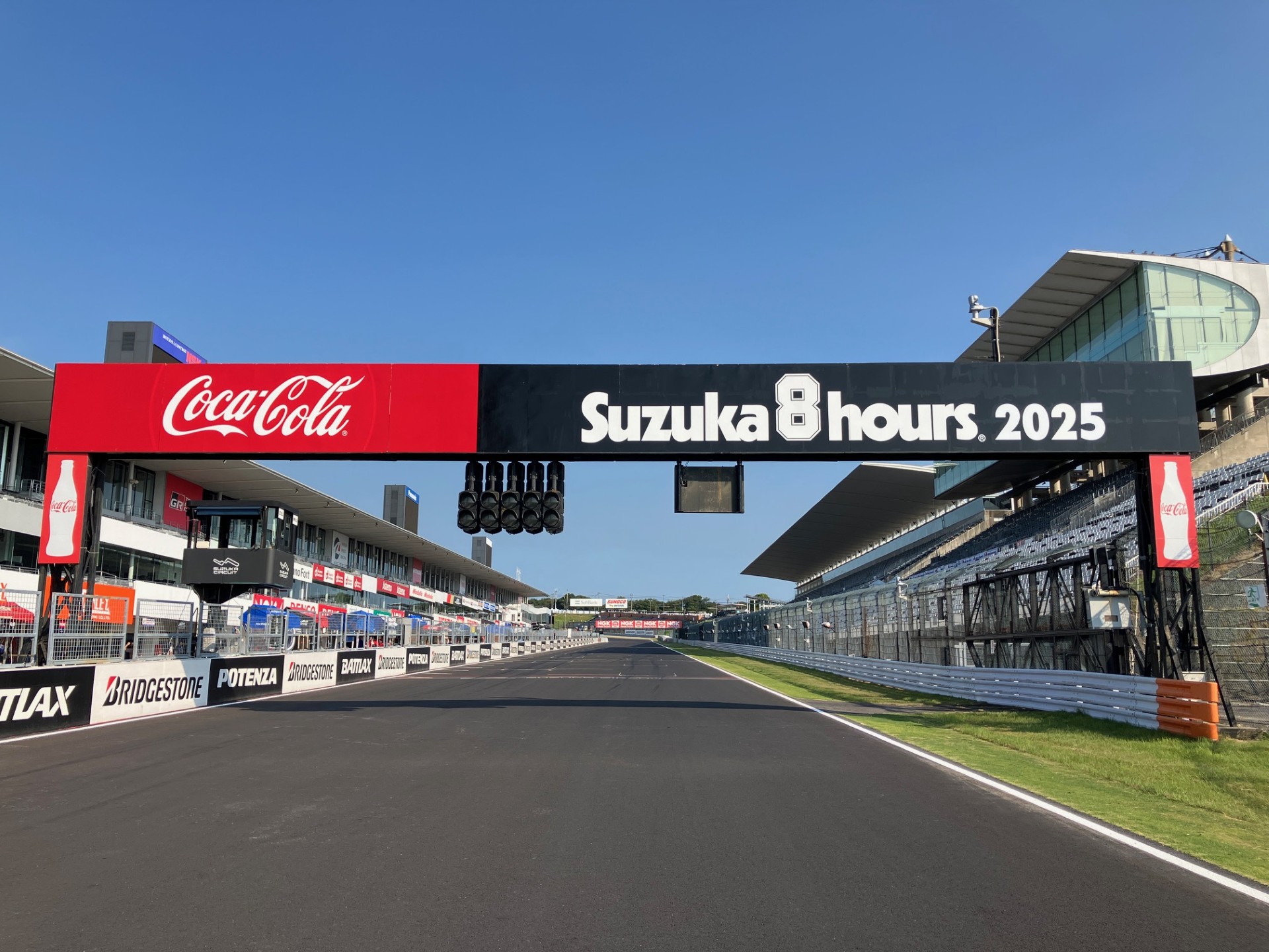 corocorosachiko様 リクエスト 8点 まとめ商品 2023 鈴鹿8耐 第44回大会 公式プログラム | mobilitystation