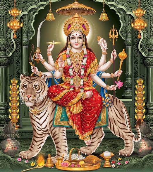 सर्वमंगल मांगल्ये शिवे सर्वार्थ साधिके। शरण्ये त्र्यंबके गौरी नारायणी नमोऽस्तुते। 

यह मंत्र दुर्गा माता को सभी शुभ कार्यों को सिद्ध करने वाली, कल्याणकारी, और शरण देने वाली के रूप में संबोधित करता है। 

जय दुर्गा माता 🙏