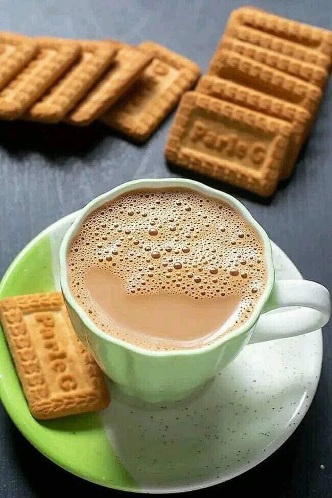 Gulzar__sahab's tweet photo. परेशान हो अगर किसी की किट किट से,
तो इश्क़ कर लो तुम चाय और बिस्किट से।
#सुप्रभात!! ❤☕☕🙏🏻 https://t.co/IaTT8H5Y7b