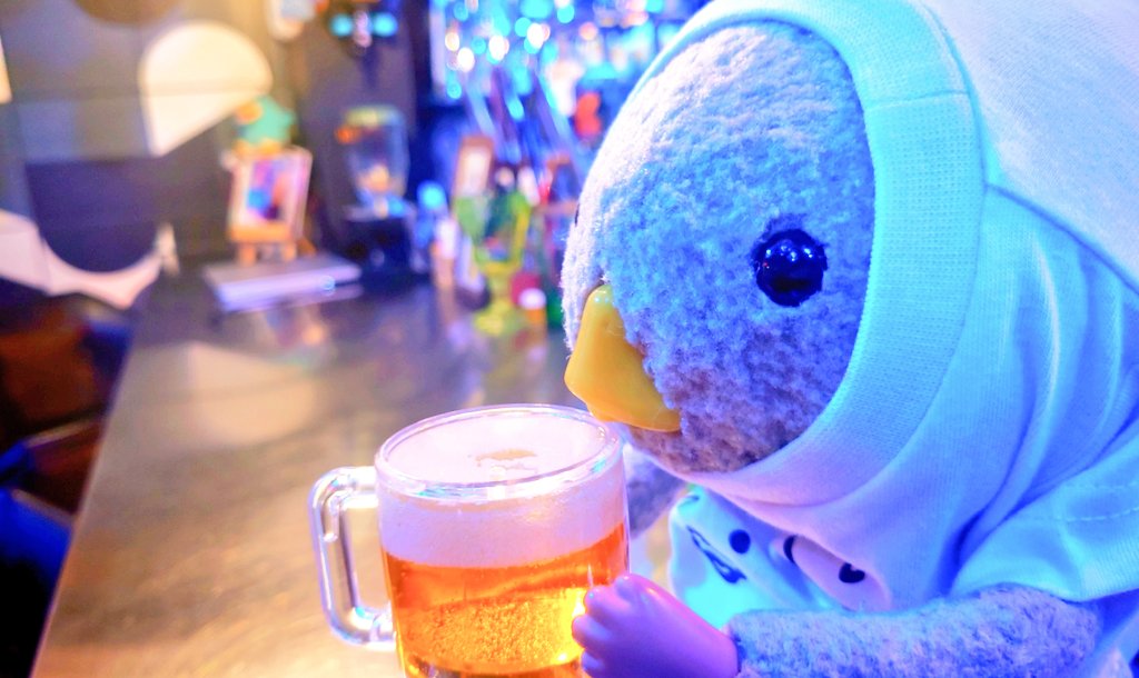 うちのお店にも いつの間にか いらっしゃってました。。おばけくん。。
ビールをおいしそうに飲んでいました。あなたの所にもふらっと現れるかもせれませんよ。。
#東京トガリ #バーレプリ #おばけくん