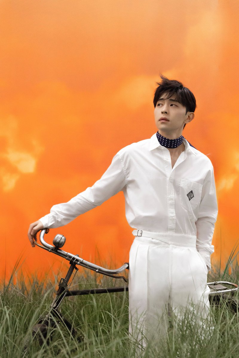 "THE MOMENT YOU ACCEPT RESPONSIBILITY FOR EVERYTHING IN YOUR LIFE IS THE MOMENT YOU GAIN THE POWER TO CHANGE ANYTHING IN YOUR LIFE."

#DengLun #邓伦

💚❤️