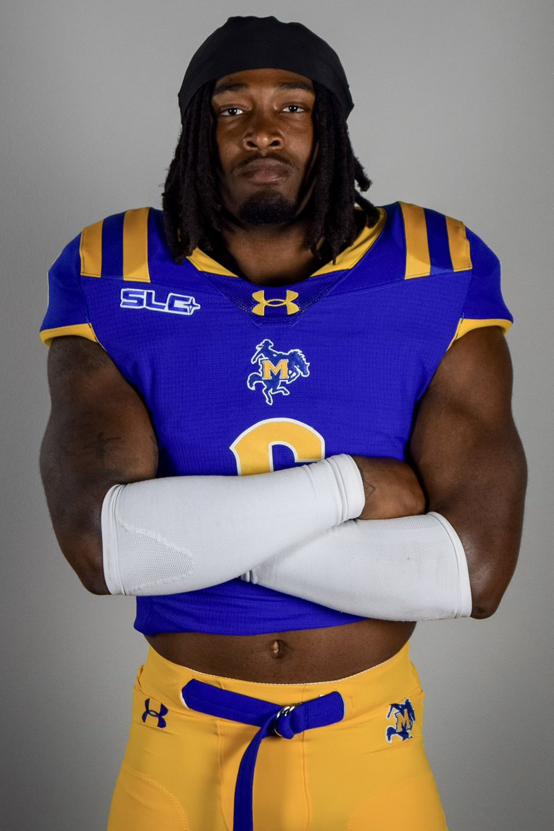 Loving what I have and striving for what I don’t. #GeauxPokes