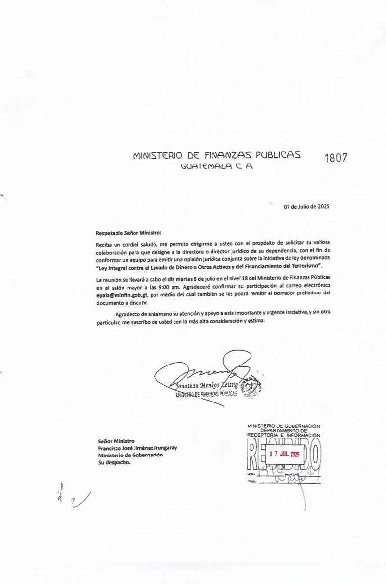 HILO 🪡🧵 7/31

DEFINICIÓN VAGA DE CONCEPTOS

Al definir vagamente conceptos como “empresa de cartón”, “beneficiario final”, “persona expuesta políticamente”, se viola el principio de legalidad penal (Arts. 17 y 18 CN).

“—La idea es buena, pero no está siendo formulada