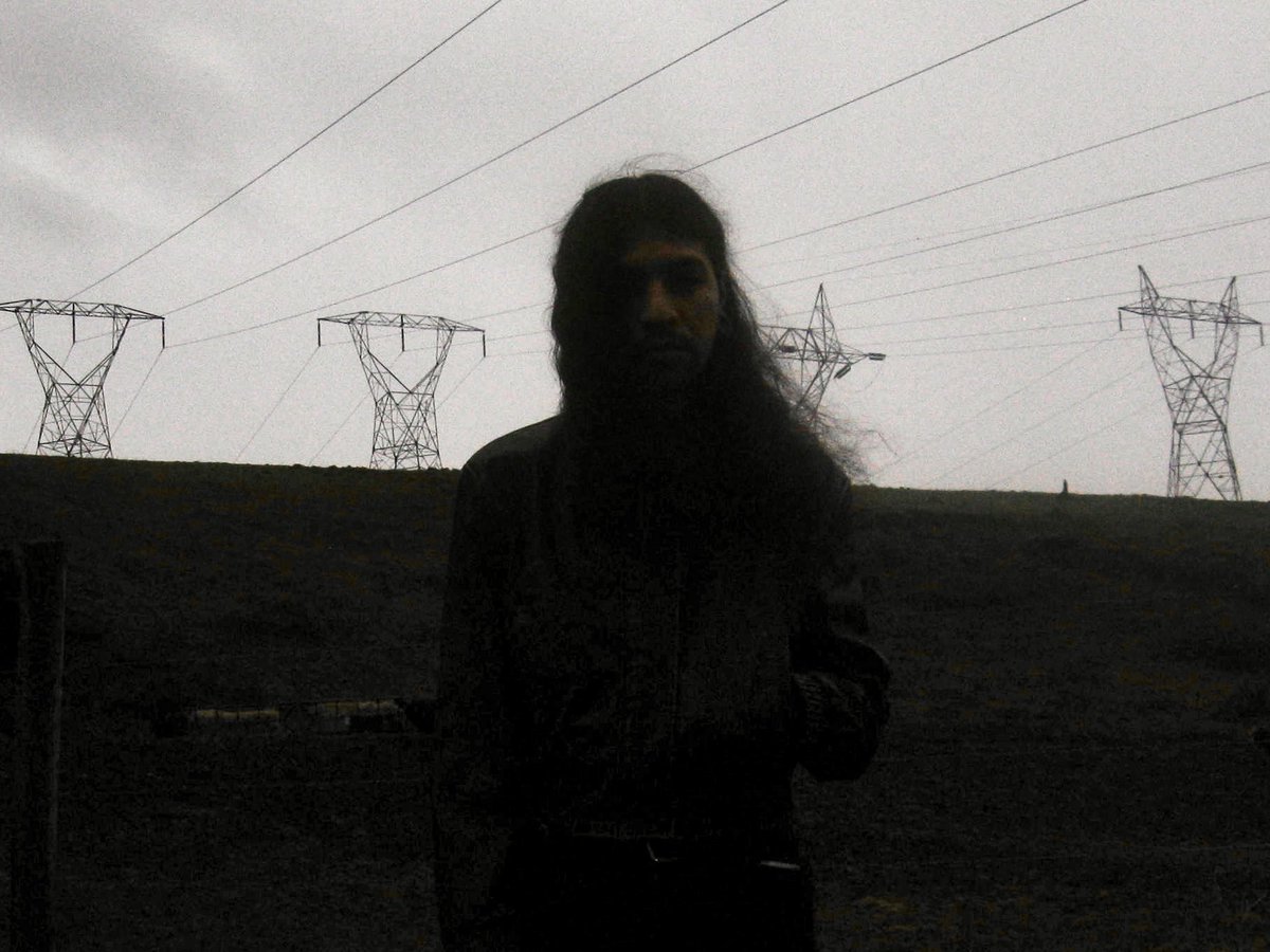 doomerdear's tweet photo. pylons forever https://t.co/O4ry88CG48