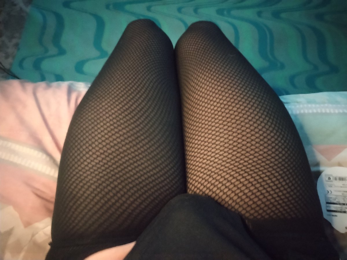 Los espero en el stream donde jugamos un juego de culto así undergrount como dicen los ancianos xd
Twitch.tv/artupor

#femboy #twink