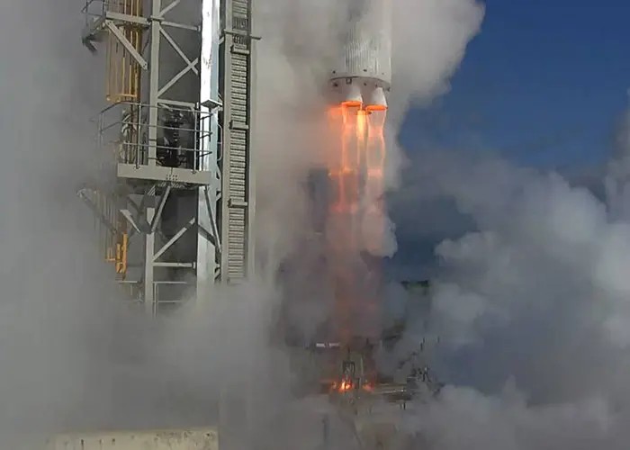 Aus_in_Space's tweet photo. First Test Launch of Eris Rocket seen as major milestone... Read more: https://t.co/uS9ClIhpip
@GilmourSpace #FirstTest #RocketLaunch #ErisRocket #Australia #orbitalrocket #milestone #smallsatellites #technology https://t.co/yjrHzZ5OK5