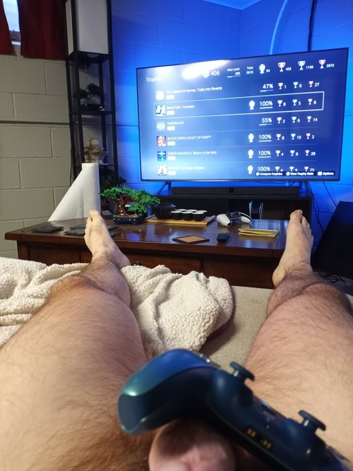 Watch Primaltime's leaked NSFW photo on TwXstars