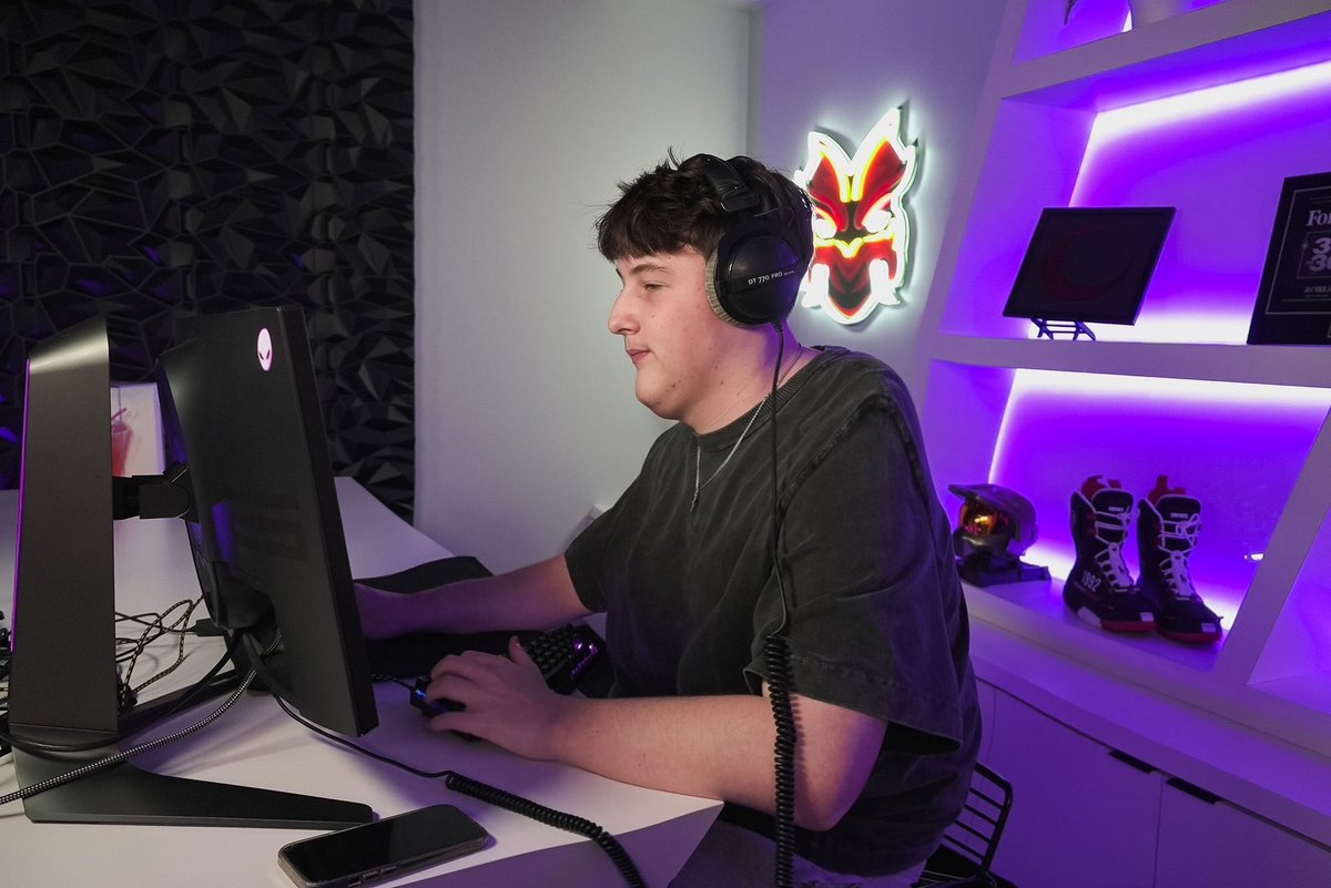 wave lonewolf (@vadealfn) on Twitter photo 